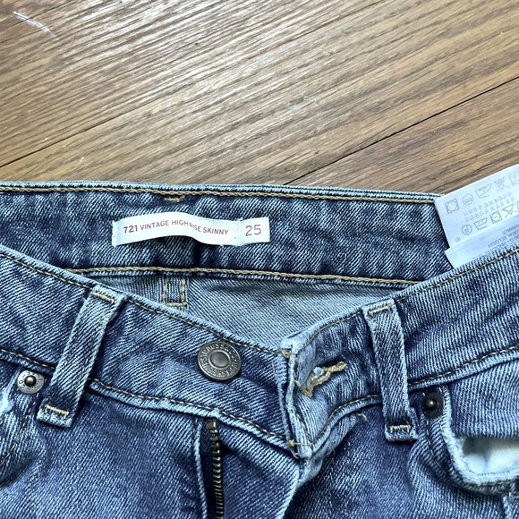Levi’s 721 Vintage High Rise Skinny - Picture 3 of 7